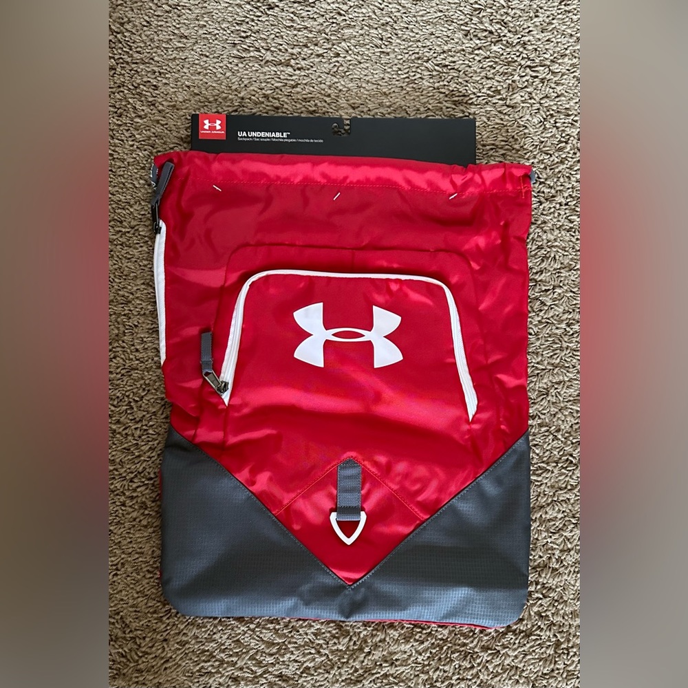 Under Armour NWT Undeniable Sackpack -